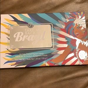 Take Me Back to Brazil’s eyeshadow palette